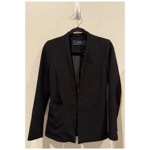 ZARA Basic Black Fitted Hook Closure Blazer
